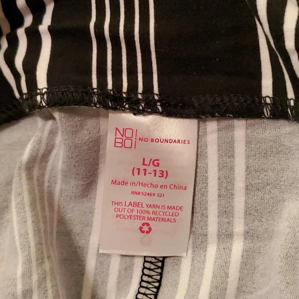 NWT No Boundaries Ladies Stretch Pants. Set of 2 - Picture 4 of 10